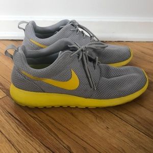 Men’s Nike Rosche Sneaker